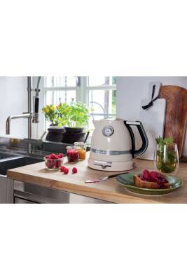 Kitchenaid 5KEK1522EAC Artisan 1.5 Litre Isı Göstergeli Kettle Bej