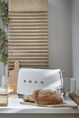 Smeg TSF01WHMEU 2x2 Mat Beyaz Ekmek Kızartma Makinesi