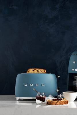 Smeg TSF01SBMEU 2 X 1 Dilim Ekmek Kızartma Mat Storm Blue - Fırtına Mavi